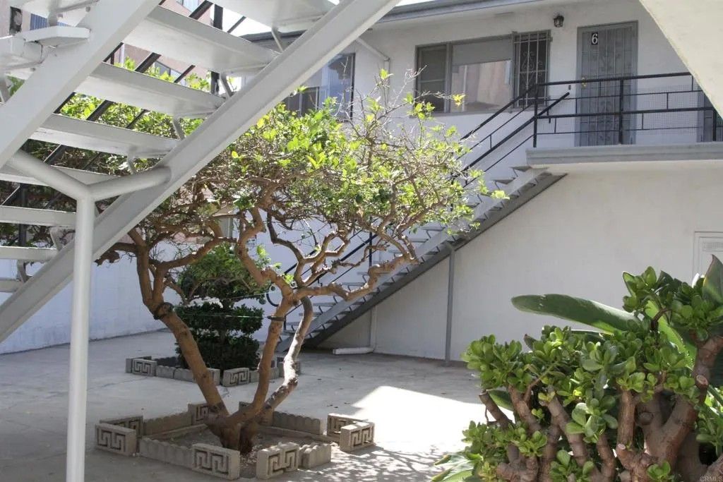 Photo of 1815 Greenfield, West Los Angeles, CA 90025 (MLS # PTP2600191)