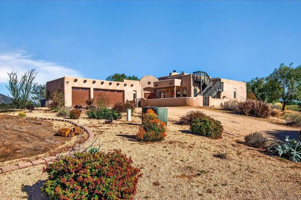 Photo of 31907 Calle El Potrero, Pauma Valley, CA 92061 (MLS # NDP2603503)