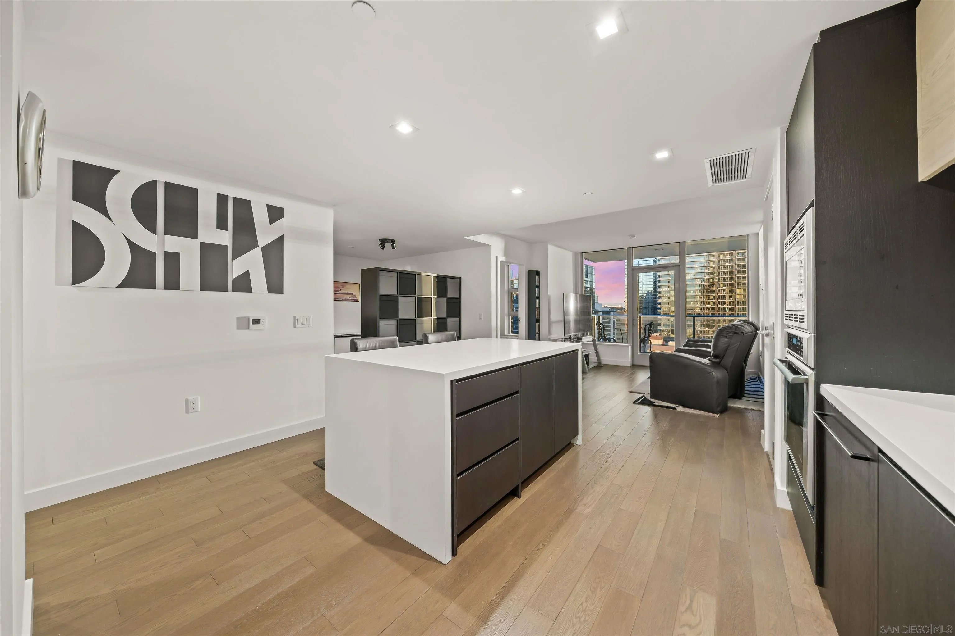 1388 Kettner Blvd 2005