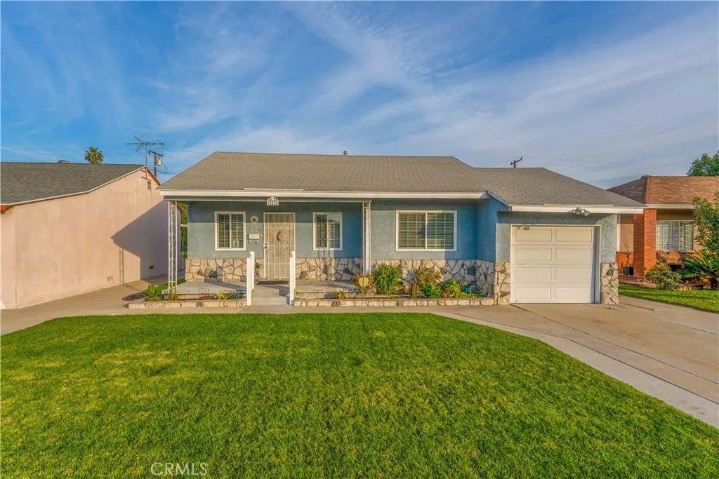 Photo of 15226 Graystone Ave, Norwalk, CA 90650 (MLS # DW25276928)