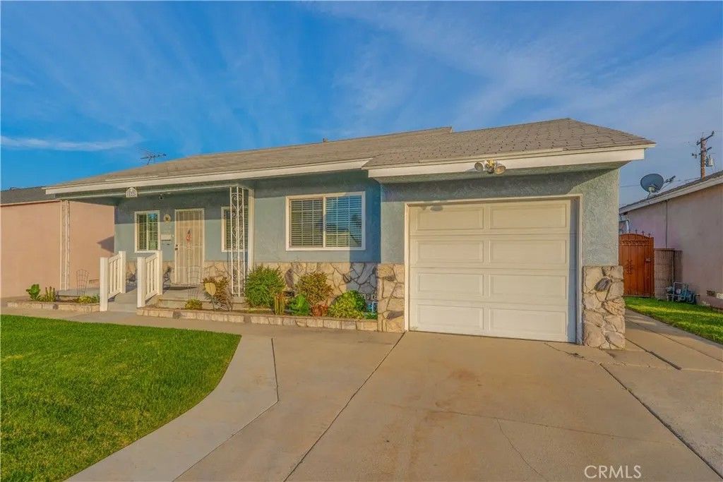 Photo of 15226 Graystone Ave, Norwalk, CA 90650 (MLS # DW25276928)