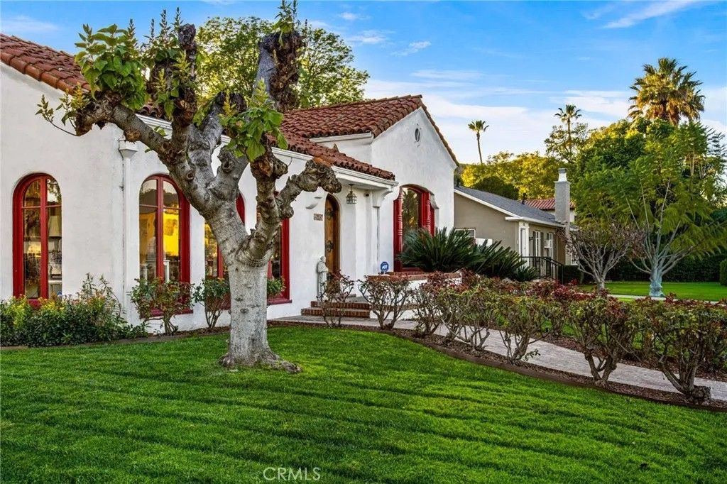 Photo of 4202 University Ave, Riverside, CA 92501 (MLS # IV26032337)