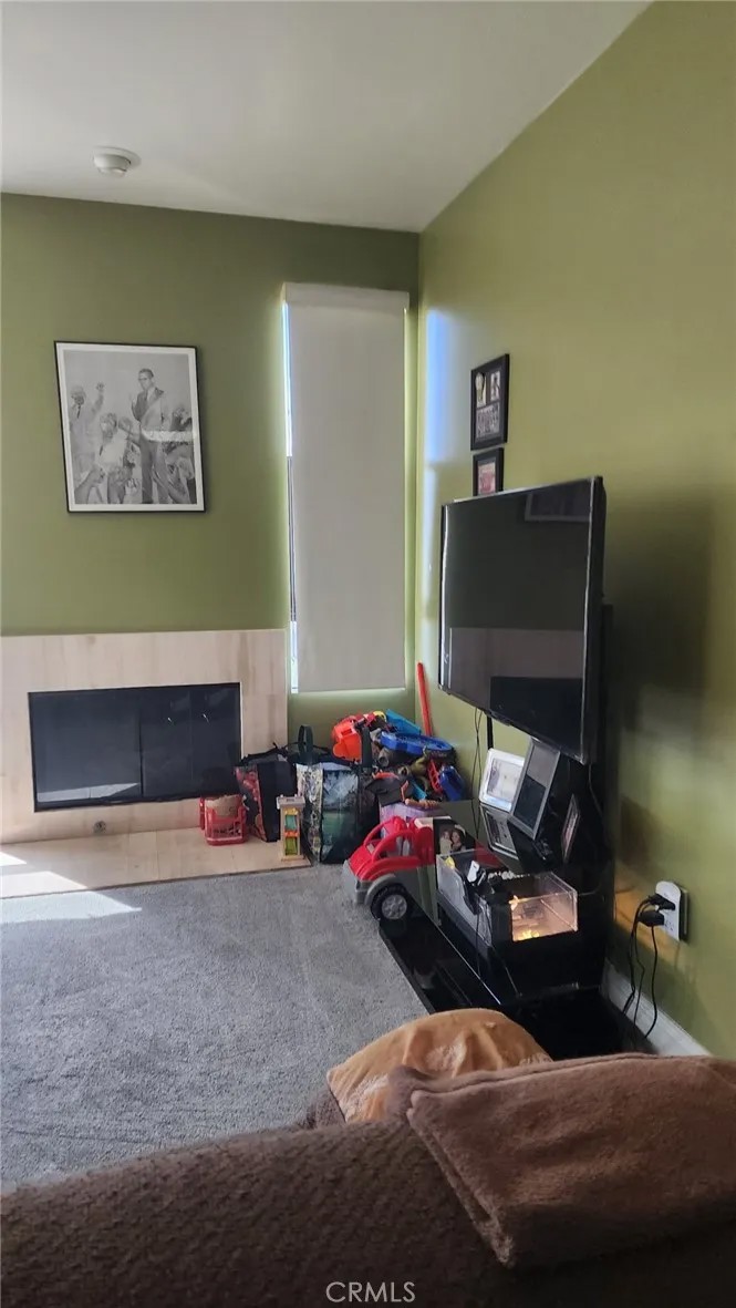 6938 Laurel Canyon 212