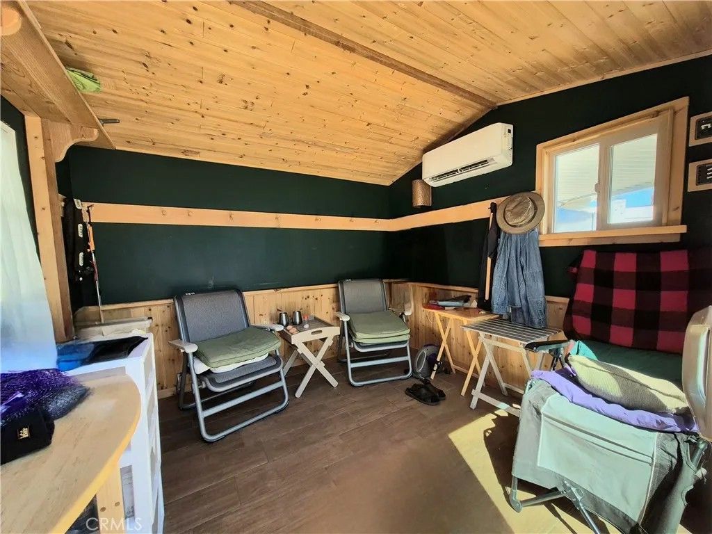 Photo of 1295 S Cawston Ave, Hemet, CA 92545 (MLS # SW26065933)