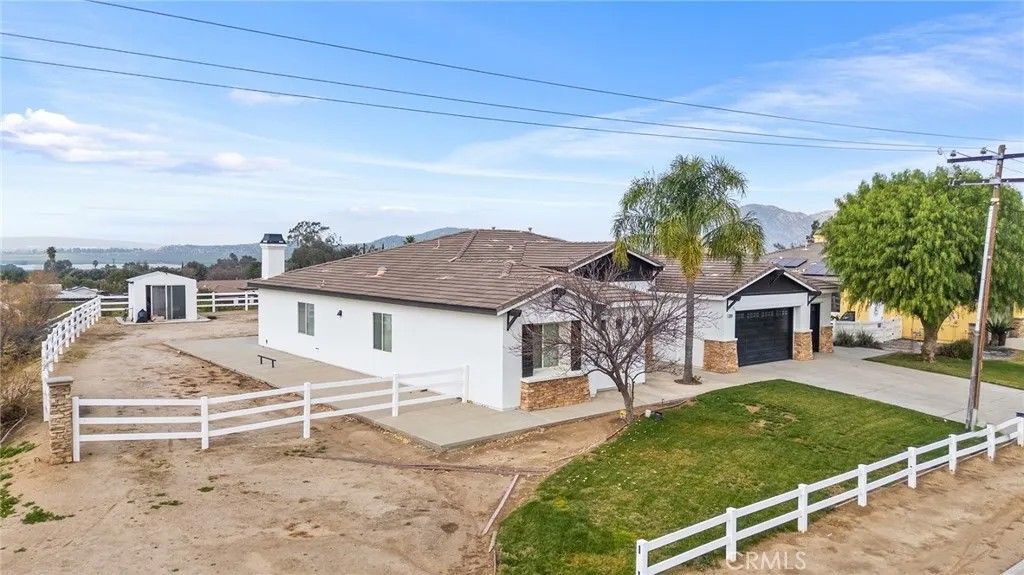 Photo of 22255 Rosary Ave, Nuevo, CA 92567 (MLS # SW26013370)