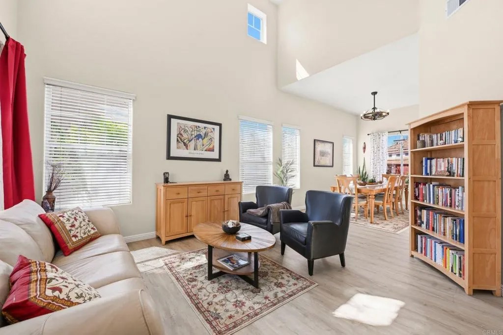 582 Chesterfield Circle