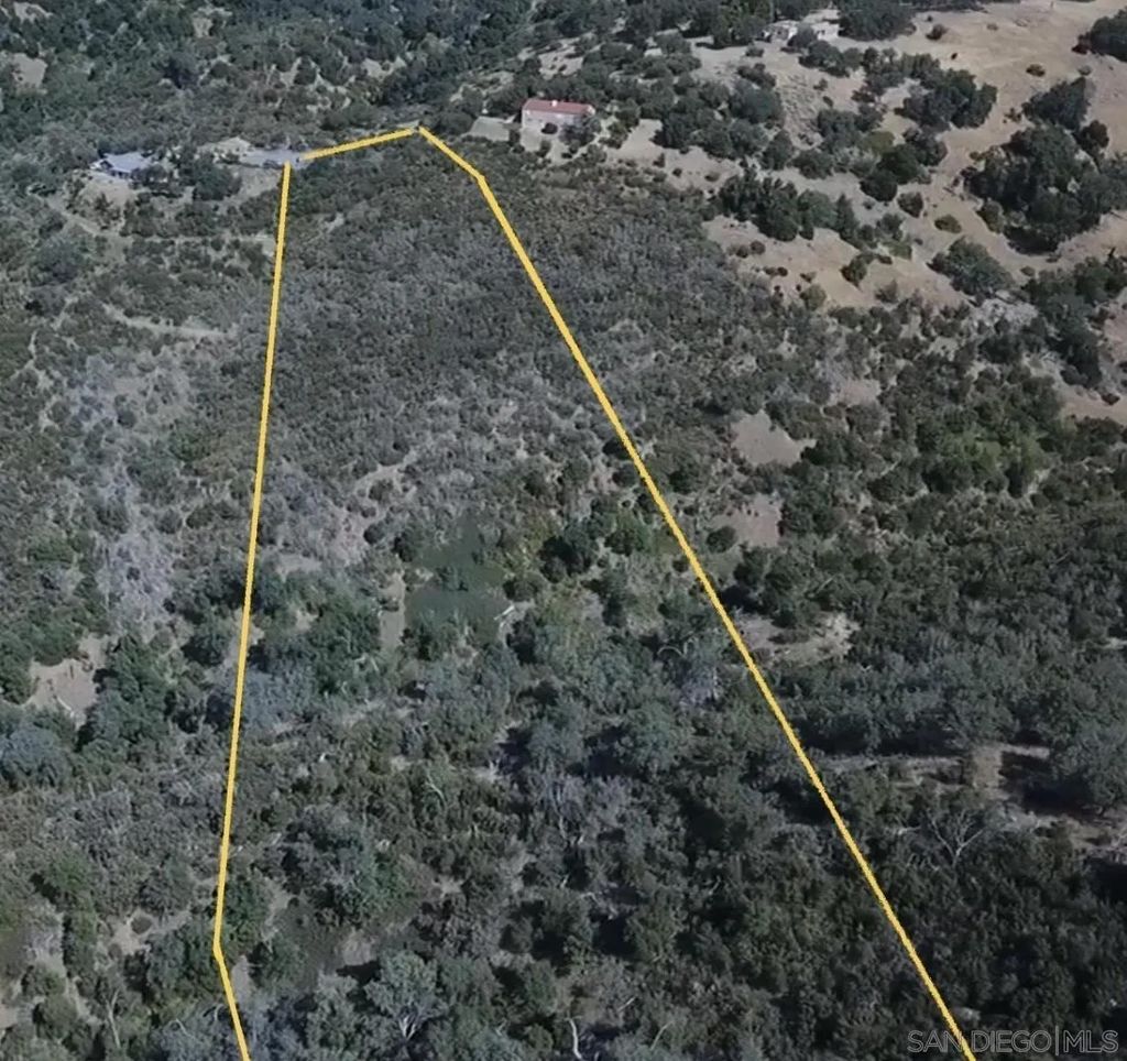 Photo of 3885 Eagle Ridge, Julian, CA 92036 (MLS # 250035325)