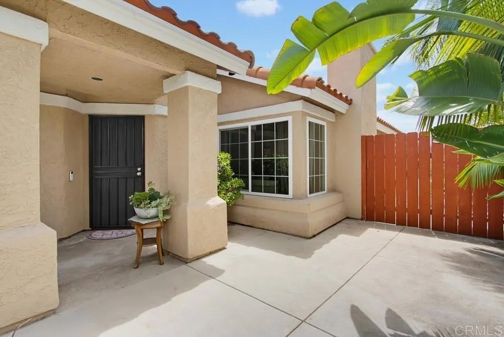 3735 Via Del Rancho