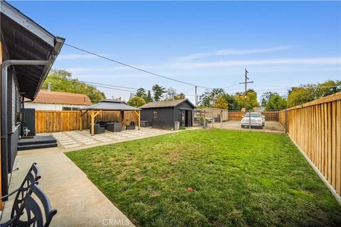 Tiny photo for 324 E F Street, Tehachapi, CA 93561 (MLS # SR25238193)
