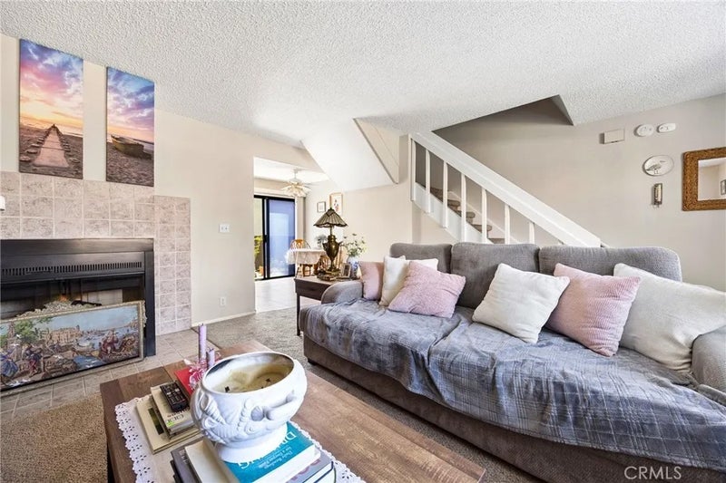 1095 Grieb Drive