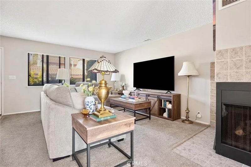 1095 Grieb Drive