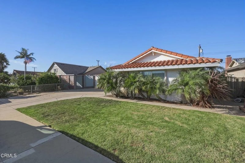 1231 Hibiscus Street