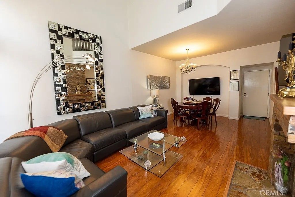 Photo of 6 Ovation Lane, Aliso Viejo, CA 92656 (MLS # SR26024332)