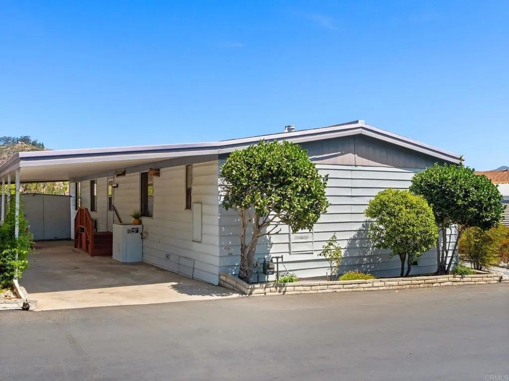 Photo of 4650 Dulin Road #SPC 120, Fallbrook, CA 92028 (MLS # NDP2607389)