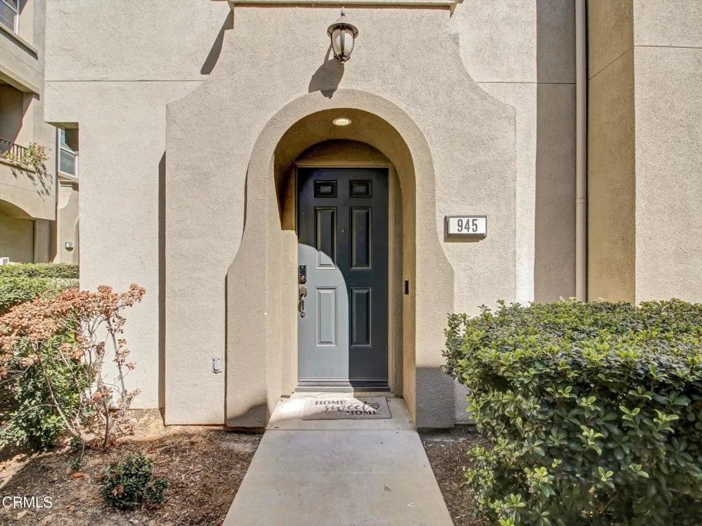 945 Acacia Lane