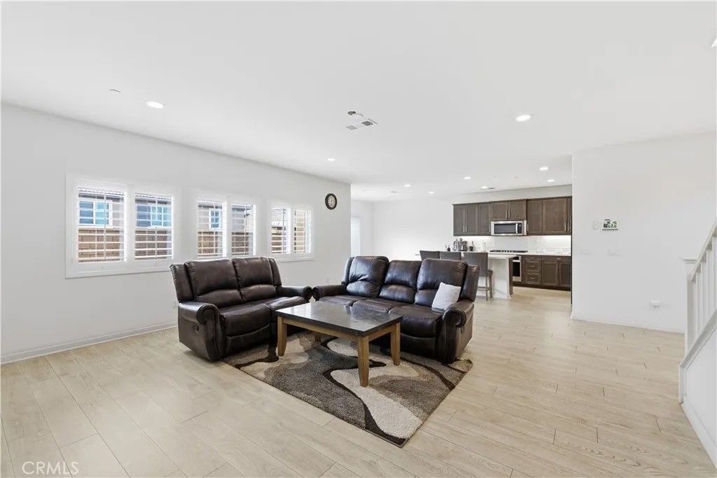 5242 Hayes Court