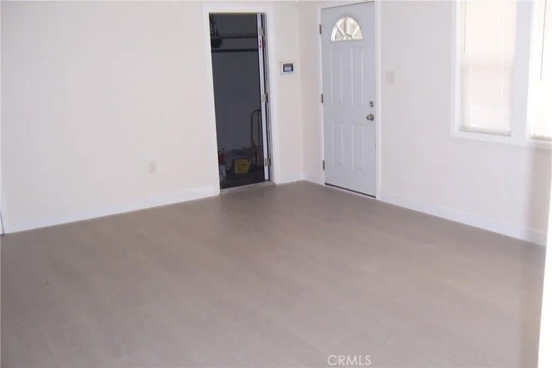 232 E 46th