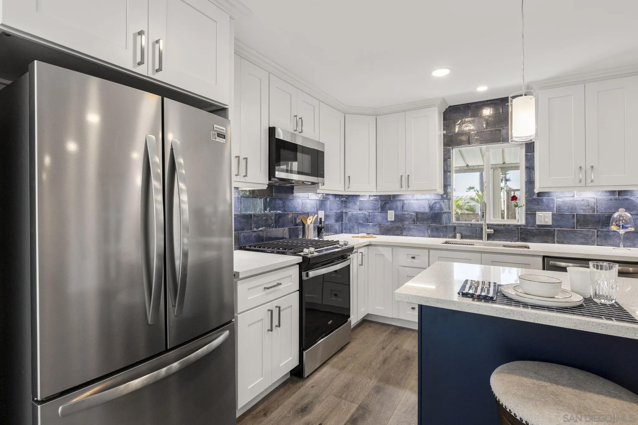 7102 San Bartolo St 11