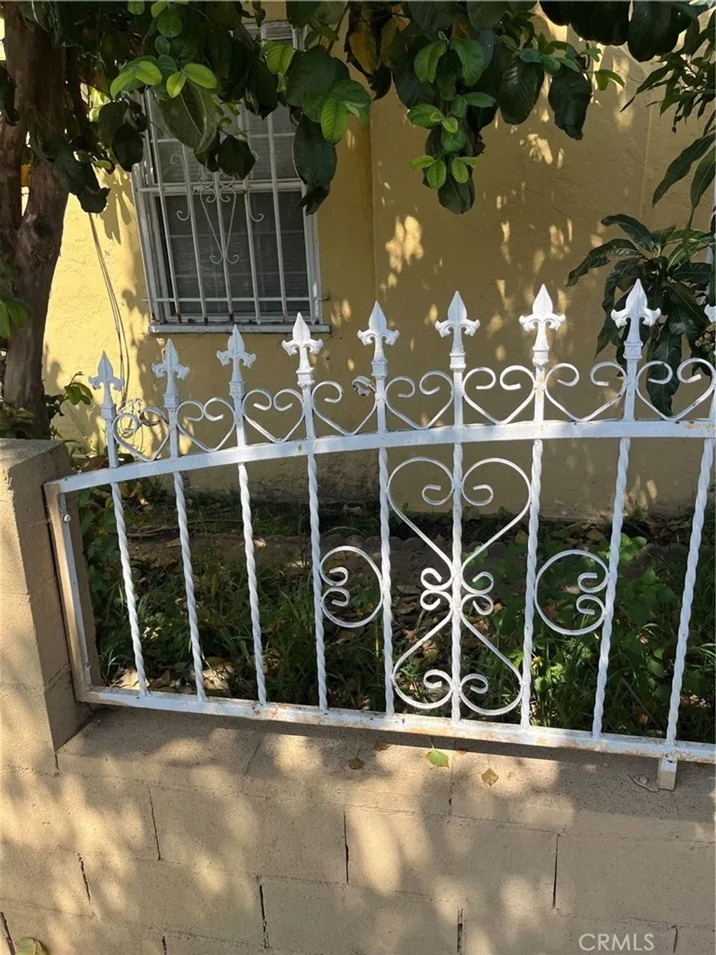 Photo of 1229 E 59th St, Long Beach, CA 90805 (MLS # RS26058767)