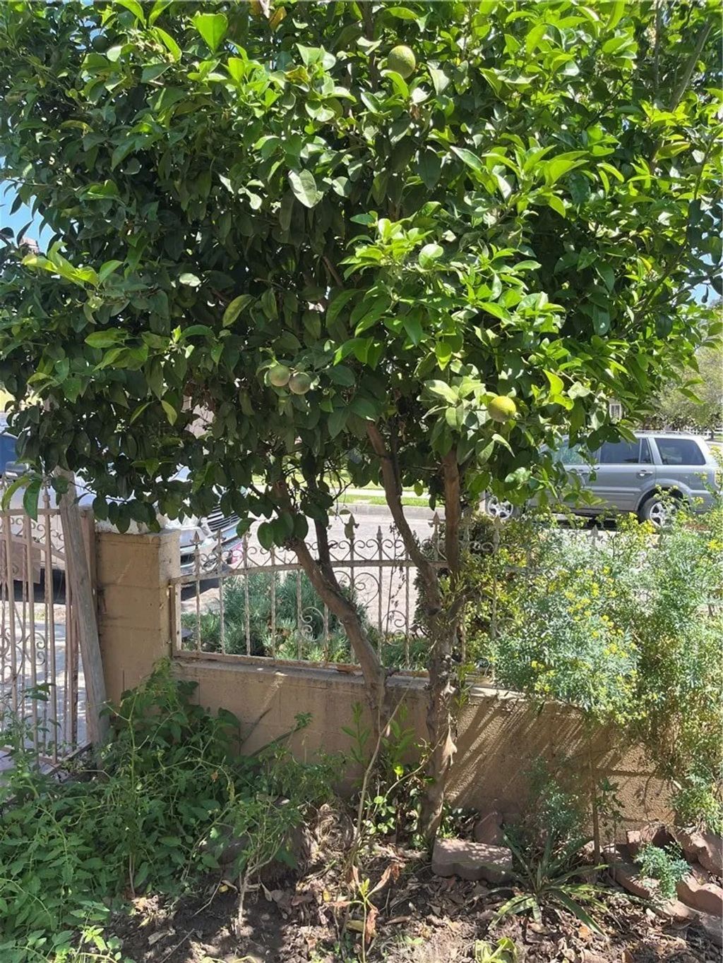 Photo of 1229 E 59th St, Long Beach, CA 90805 (MLS # RS26058767)