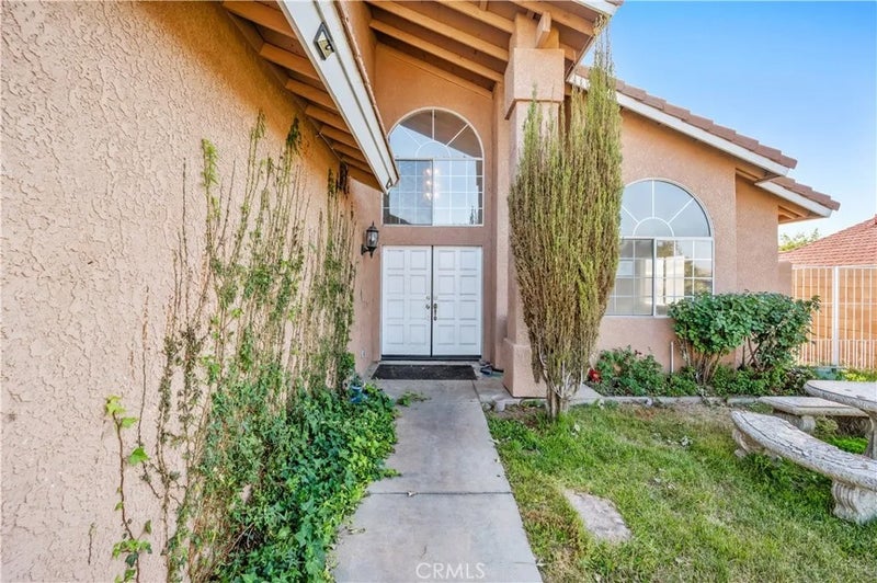 13830 Hidden Valley