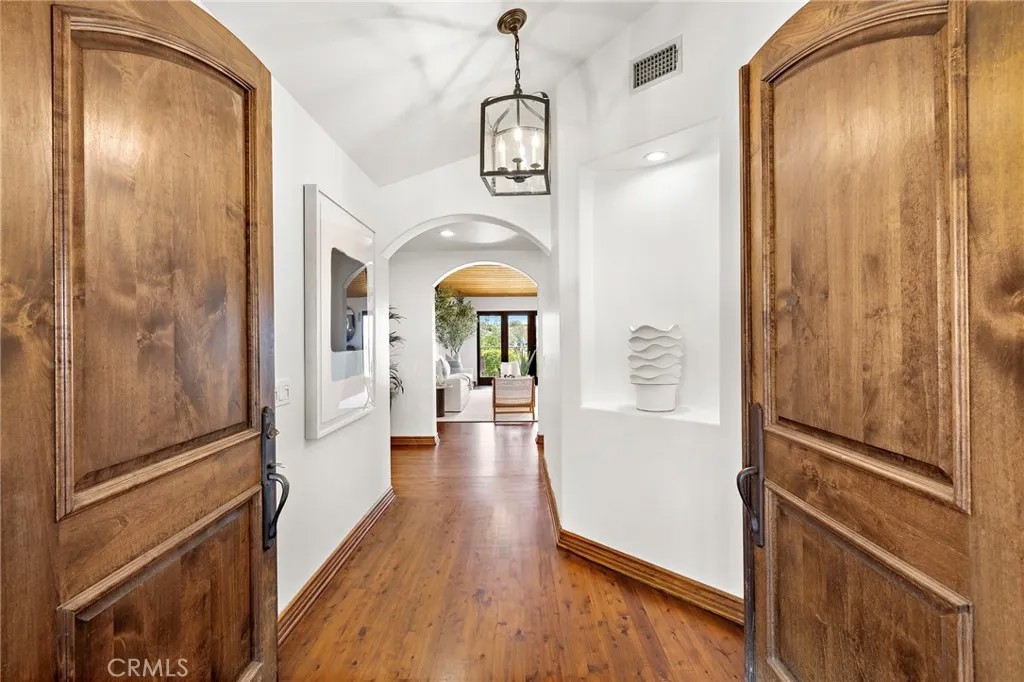 2575 Temple Hills Drive