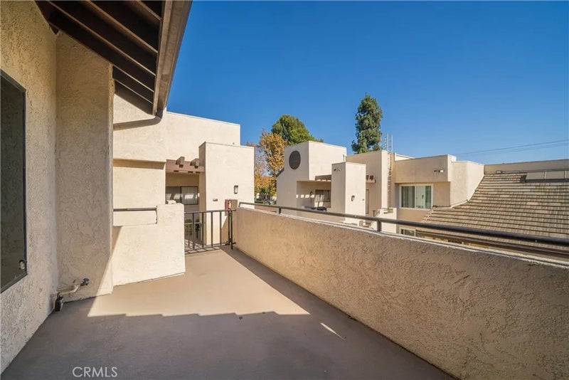 416 N Imperial Avenue 27-E