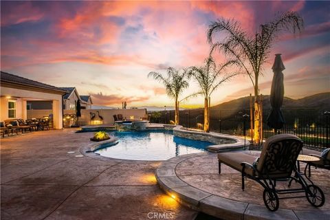 Tiny photo for 29595 Paseo Guijarro, Valencia, CA 91354 (MLS # SR25245299)