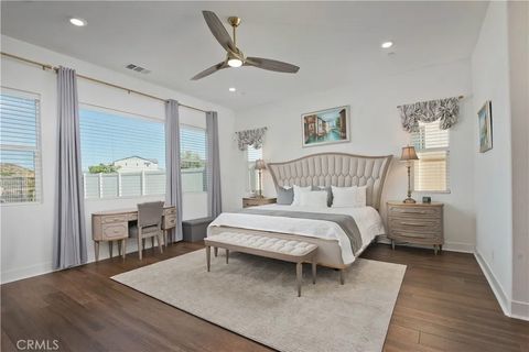 Tiny photo for 29595 Paseo Guijarro, Valencia, CA 91354 (MLS # SR25245299)