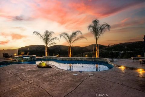 Tiny photo for 29595 Paseo Guijarro, Valencia, CA 91354 (MLS # SR25245299)