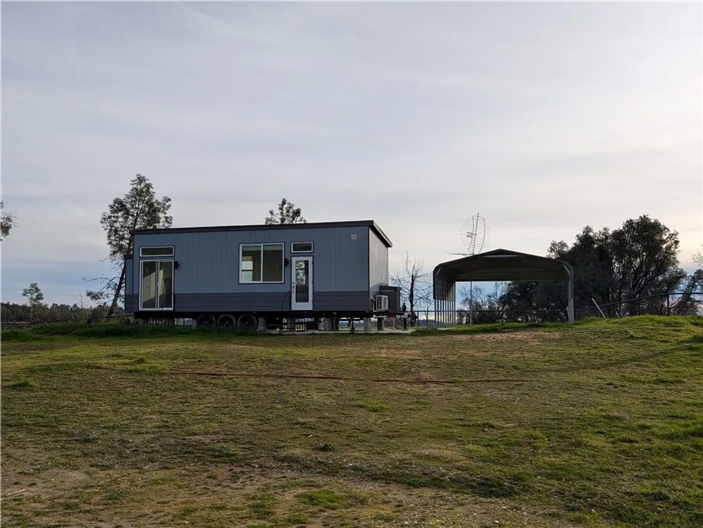 Photo of 4103 Triangle Rd, Mariposa, CA 95338 (MLS # FR26013132)