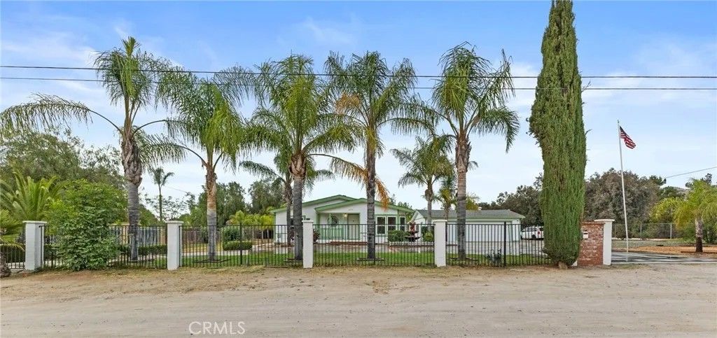 Photo of 29740 Cadena Dr, Menifee, CA 92585 (MLS # SW26078242)