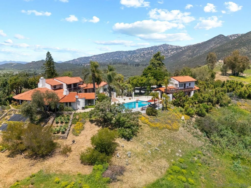 Photo of 17156 Dos Hermanos Rd, Poway, CA 92064 (MLS # 250043157)