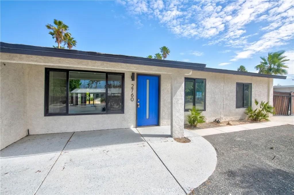 2760 E San Angelo