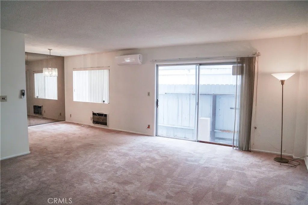 1045 S Bedford 3