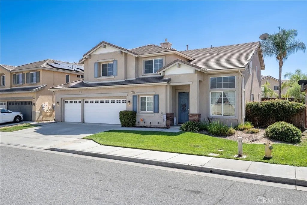 Photo of 1568 Yeats PL, San Jacinto, CA 92583 (MLS # CV26209361)