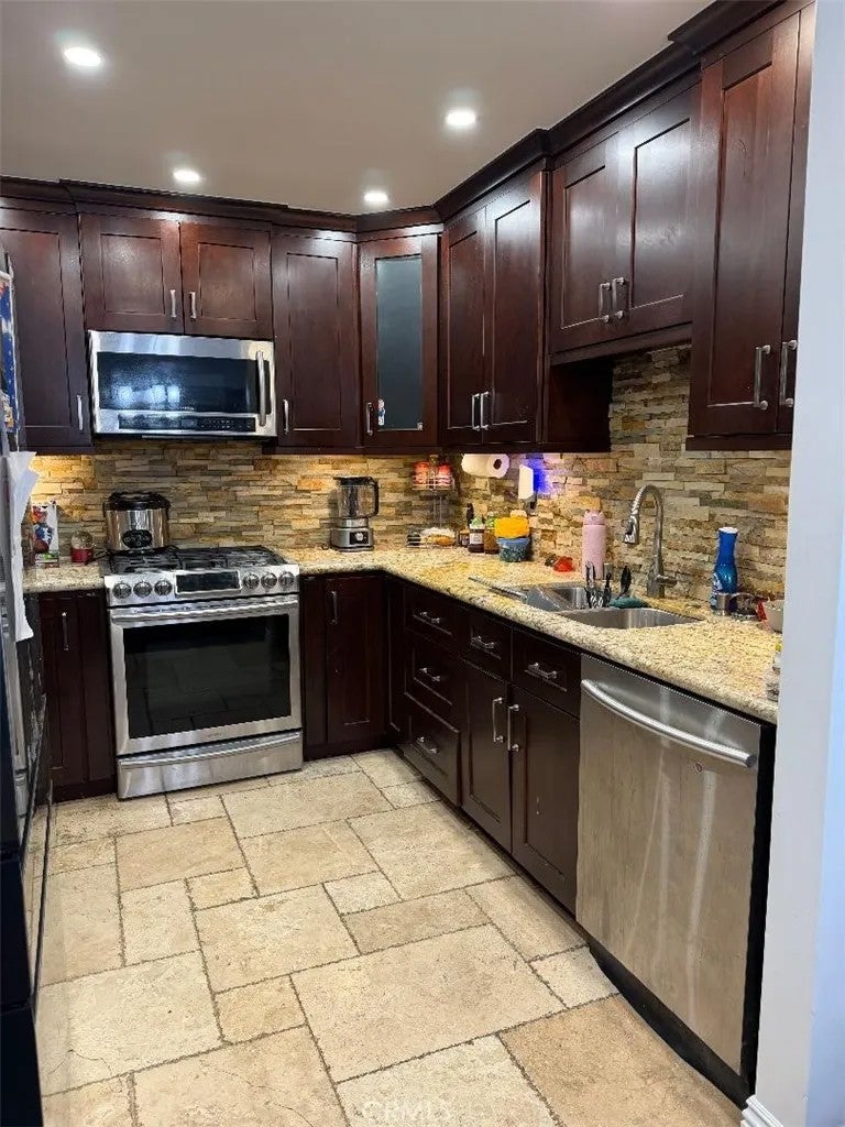 Photo of 12521 Ralston AVE #4, Sylmar, CA 91342 (MLS # SR26234490)