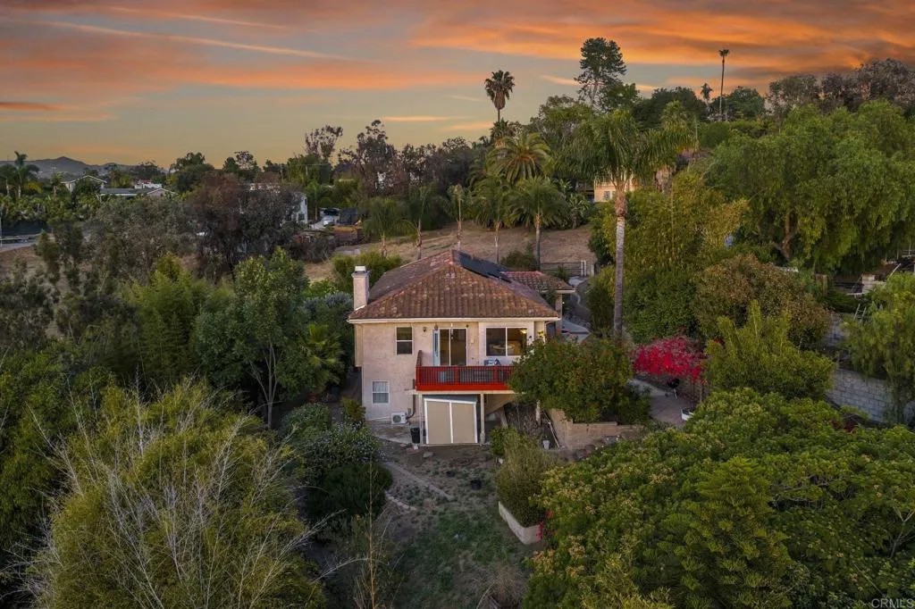 1021 Marine View Drive