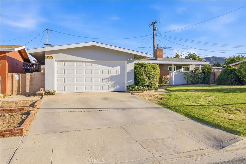 1626 E Avenue Q11