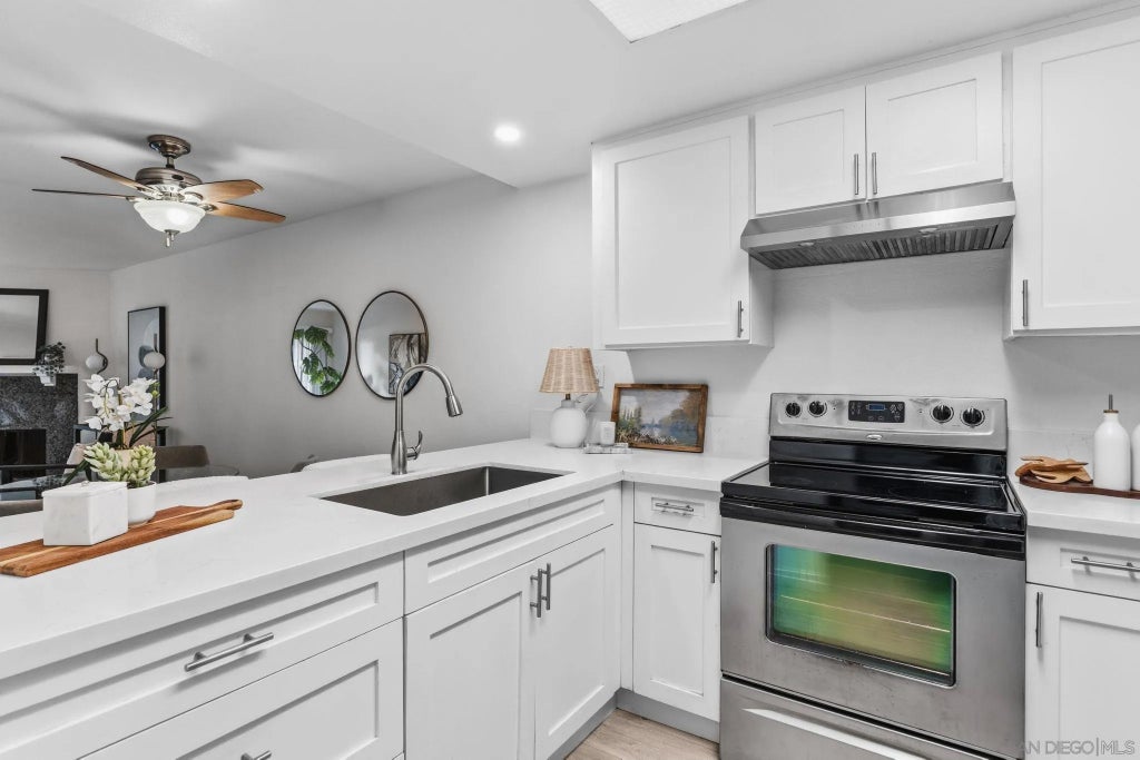 Photo of 1687 Melrose Ave #D, Chula Vista, CA 91911 (MLS # 260013383)