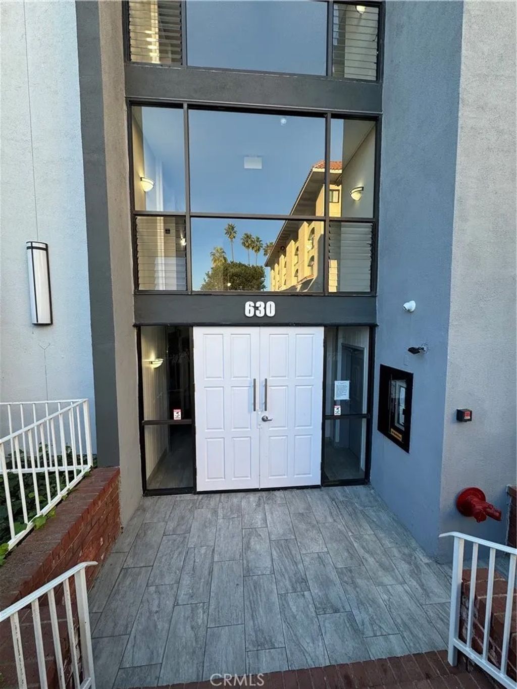 Photo of 630 The Village #117, Redondo Beach, CA 90277 (MLS # PV26010839)