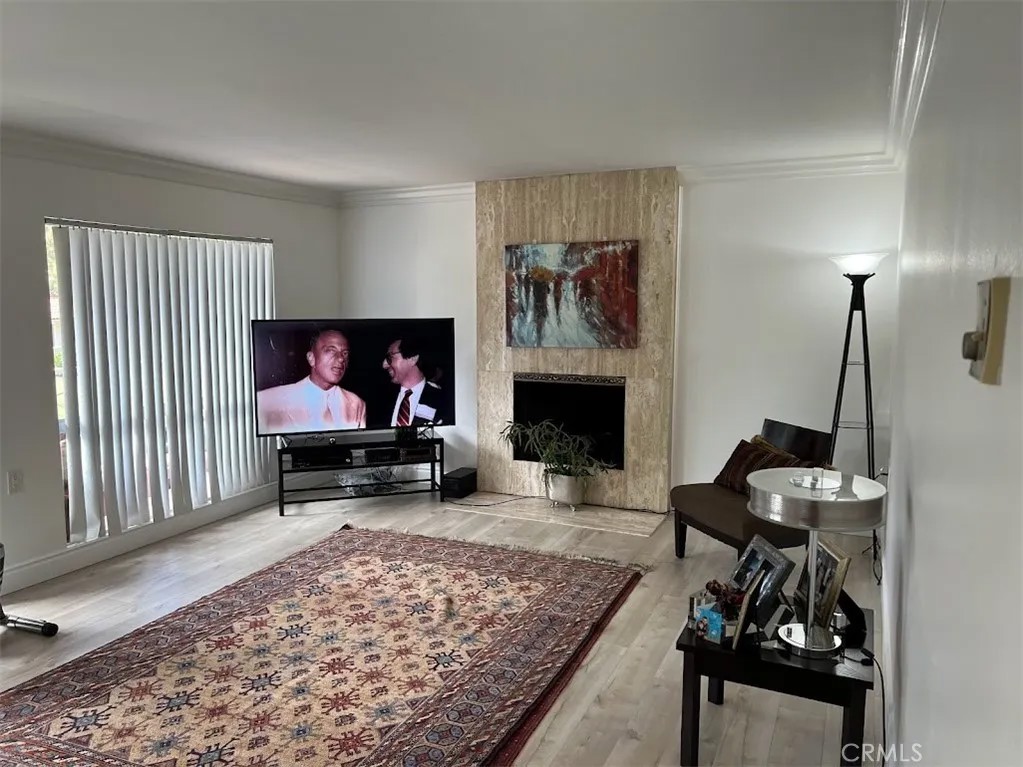 3273 San Amadeo D