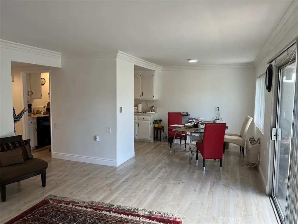 3273 San Amadeo D