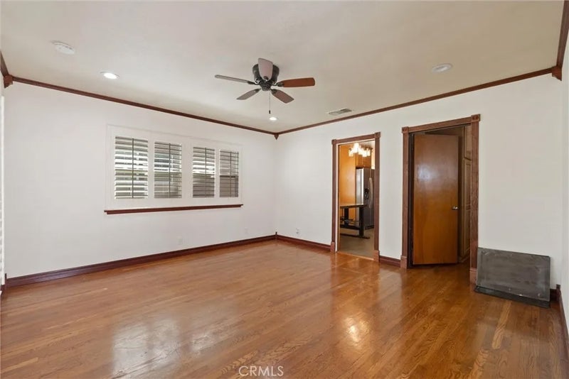 16221 Grand