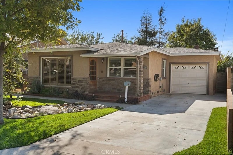 16221 Grand