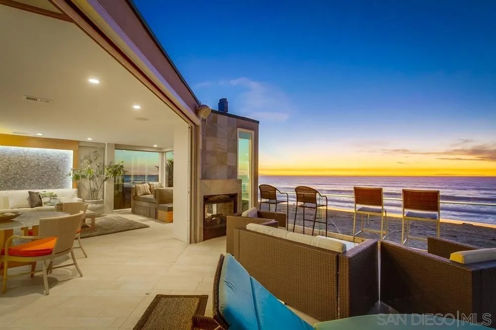 3391 Ocean Front Walk D