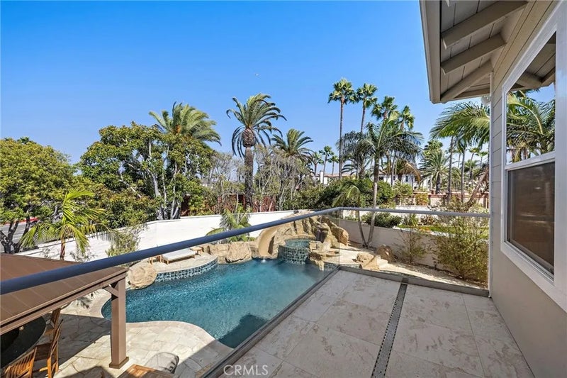 6403 Royal Grove