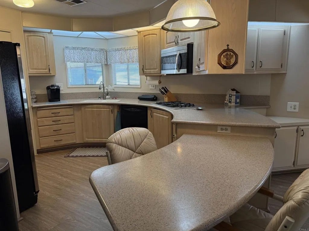 1401 El Norte Parkway SPC 320