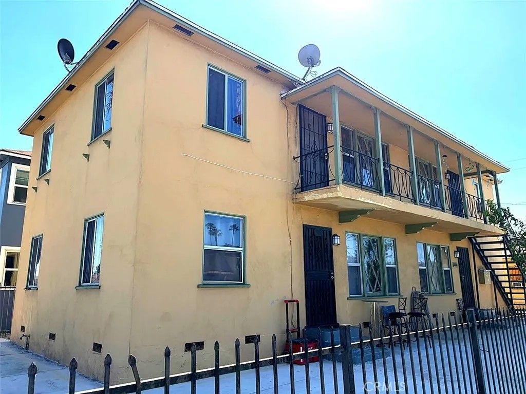 Photo of 10000 State St, Lynwood, CA 90262 (MLS # DW26058392)