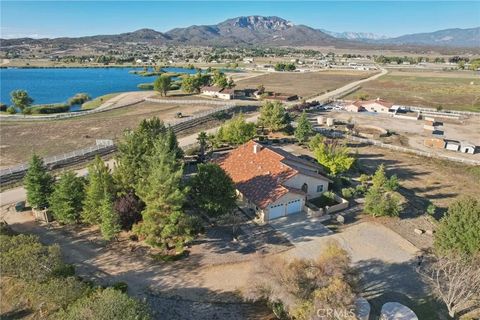 Photo of 41810 Lakefront Dr, Aguanga, CA 92536 (MLS # SW26067097)